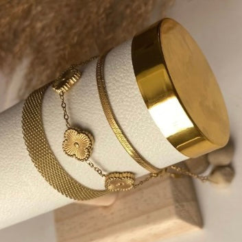 BlueSafa Multicolor Clover Harmony Bracelet