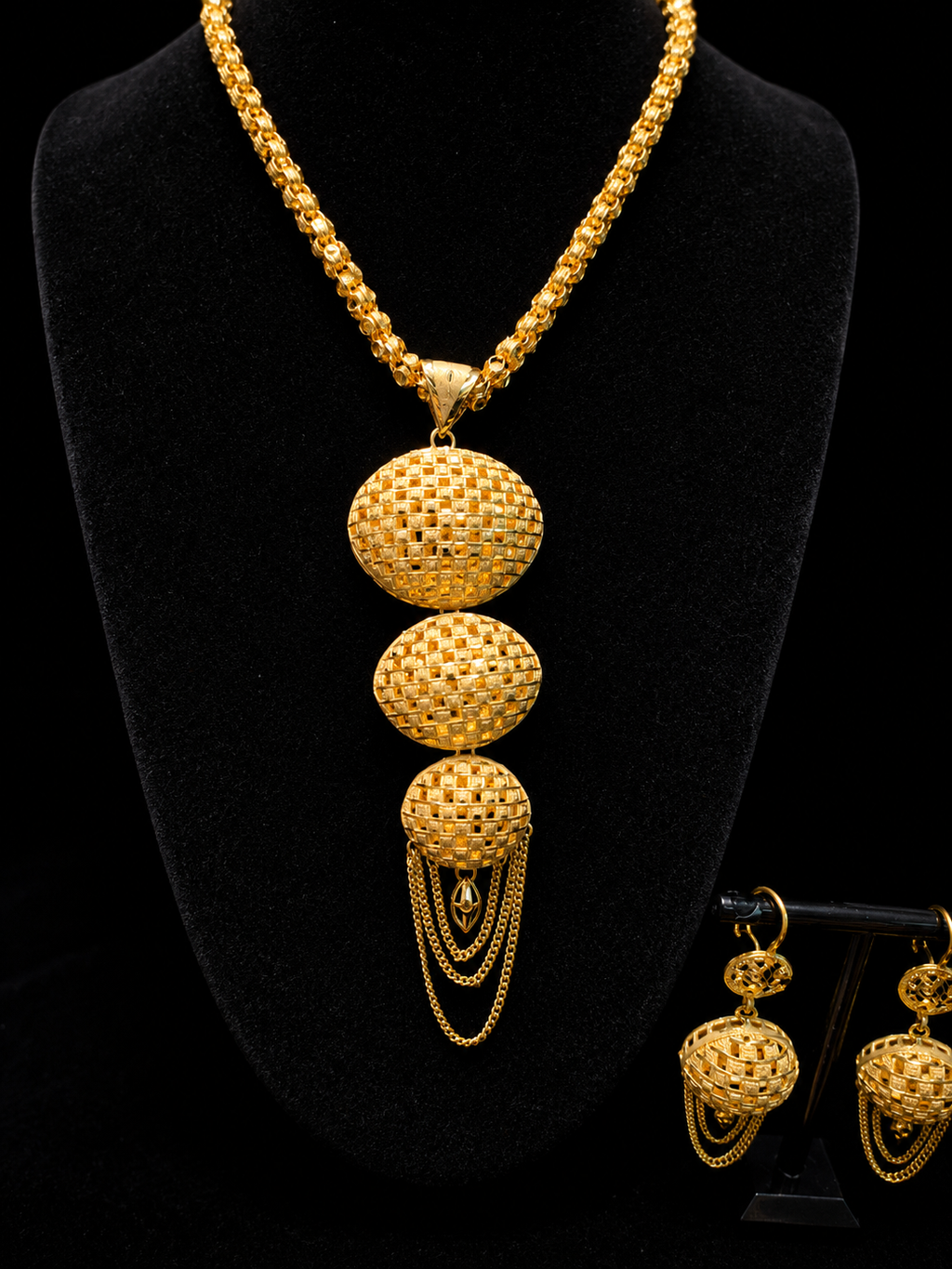 Luxury Gold Plated Jewelry Set for Women Statement Necklace, Ring, Bracelet & Earrings