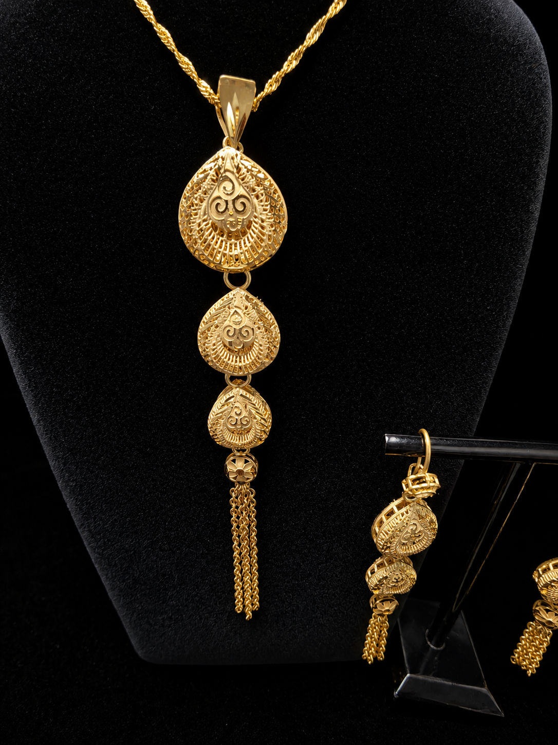 Layali Gold Drop Set  Luxury 4 Piece Jewelry Collection