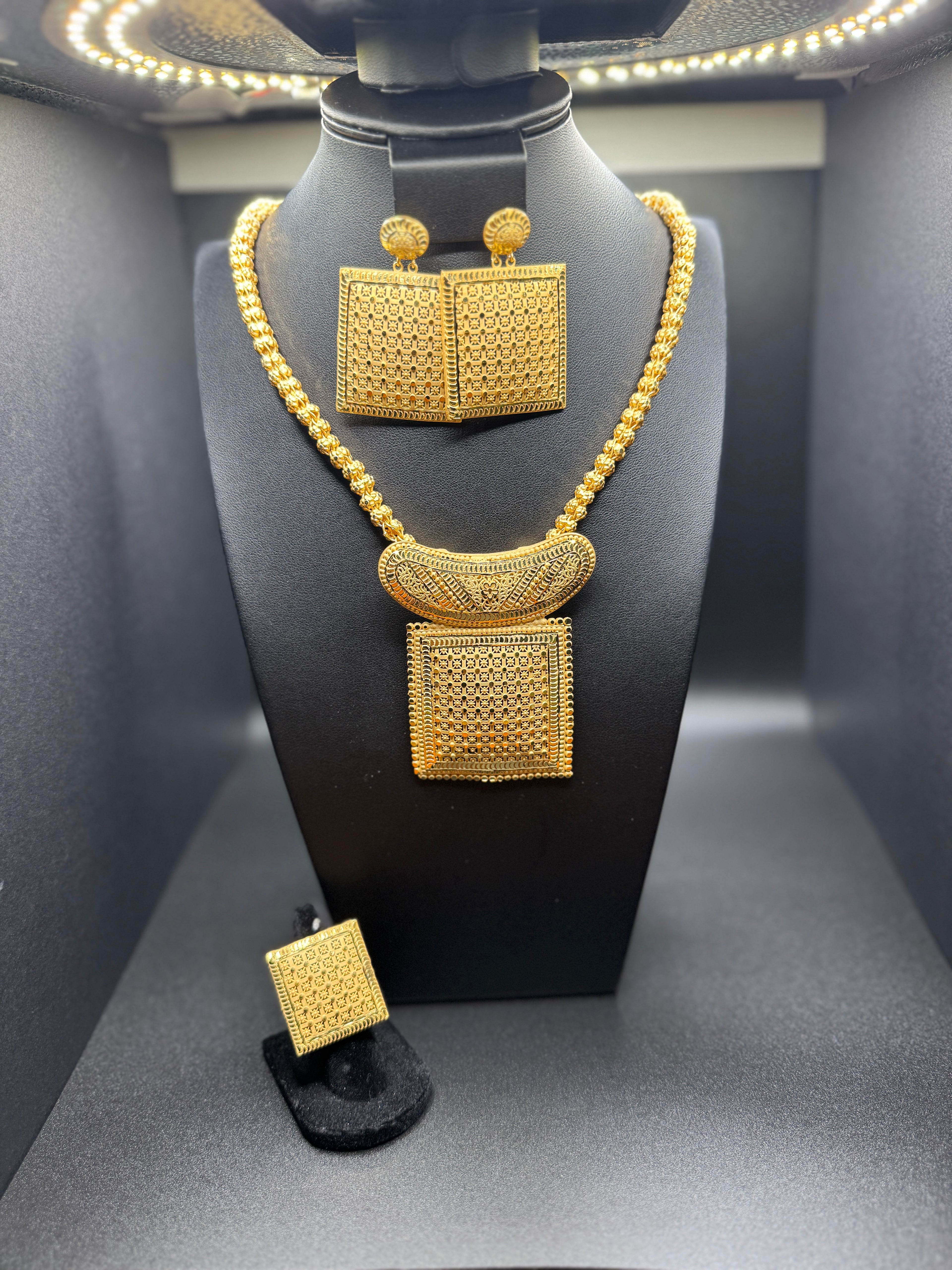 Golden Dubai Monarch Set  24K Handcrafted Filigree