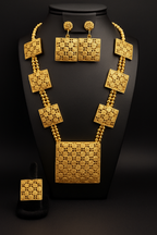Royal Zaynah Square Filigree Gold Set