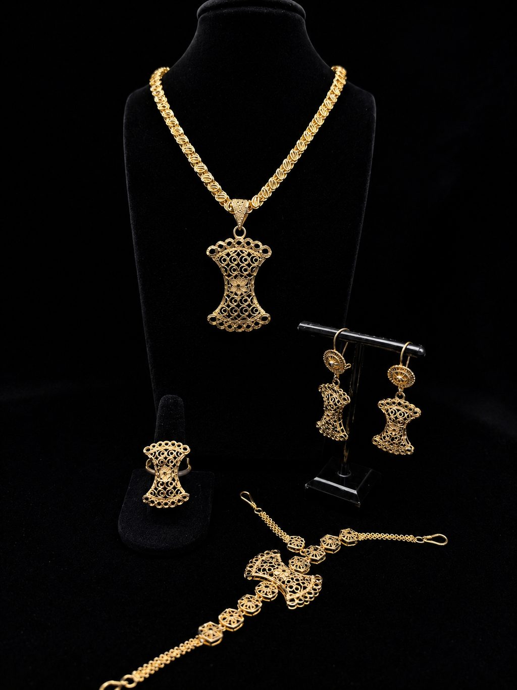 24K Royal Hourglass Jewelry Set