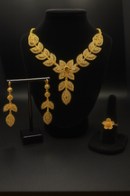 Golden Bloom Jewelry Set