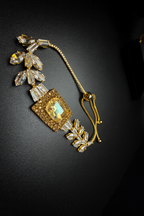 Golden adjustable Bracelet