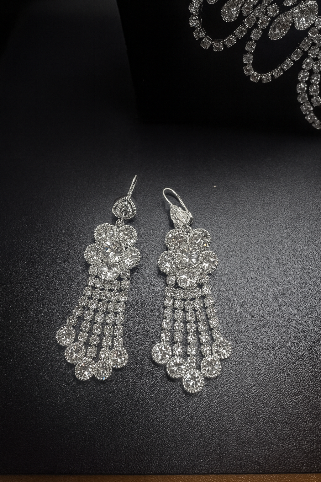 Sparkling Royal Diamond Jewelry Set