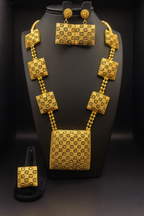 Royal Zaynah Square Filigree Gold Set