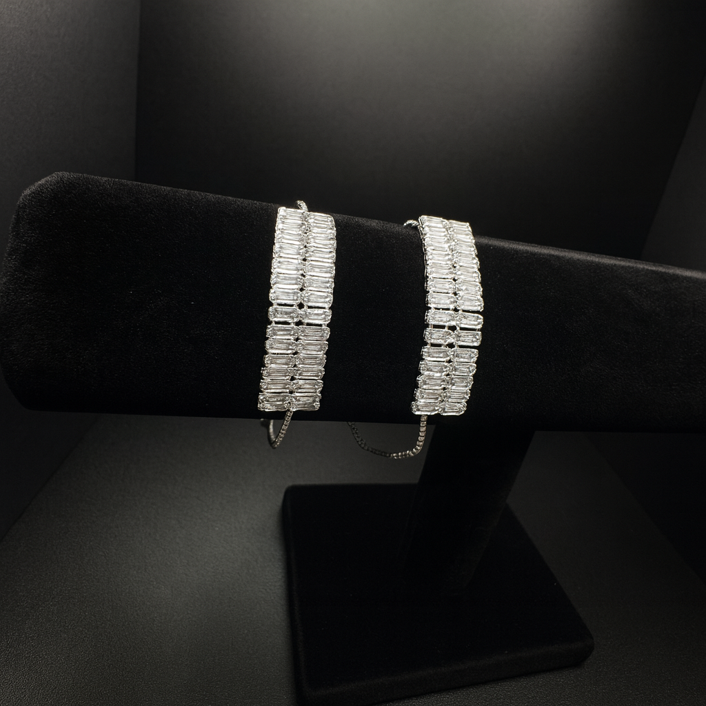 Lustrous Adjustable Bracelet