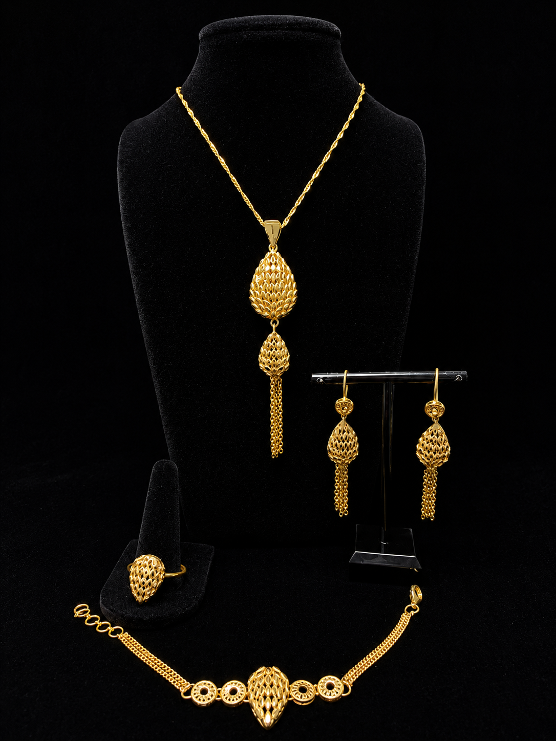 Noor Royale Jewelry Set